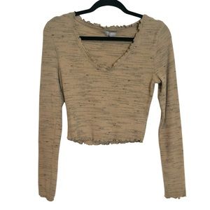 Urban Outfitters Size Large Long Sleeve Lightweight Crop Sweater Latte and Black